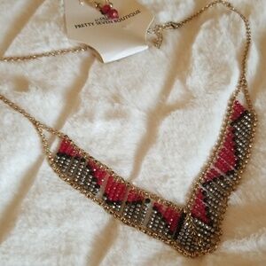 BOUTIQUE // Beaded Tribal Necklace & Earring Set